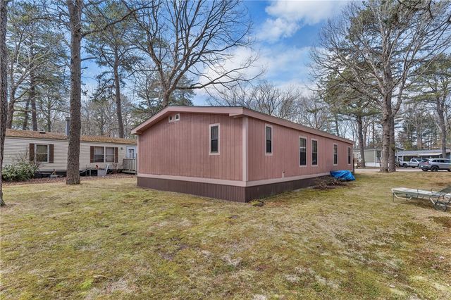 41 Leisure Way, Coventry, RI 02816