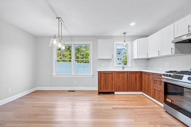 861 Washington Street 2, Canton, MA 02021