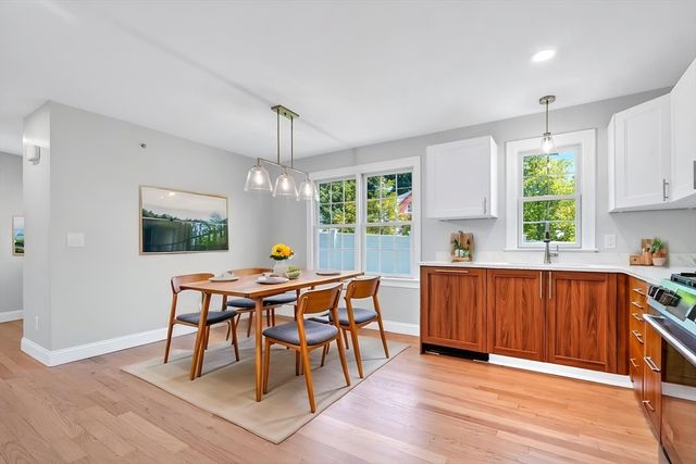 861 Washington Street 2, Canton, MA 02021