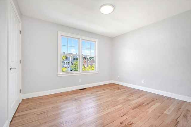 861 Washington Street 2, Canton, MA 02021