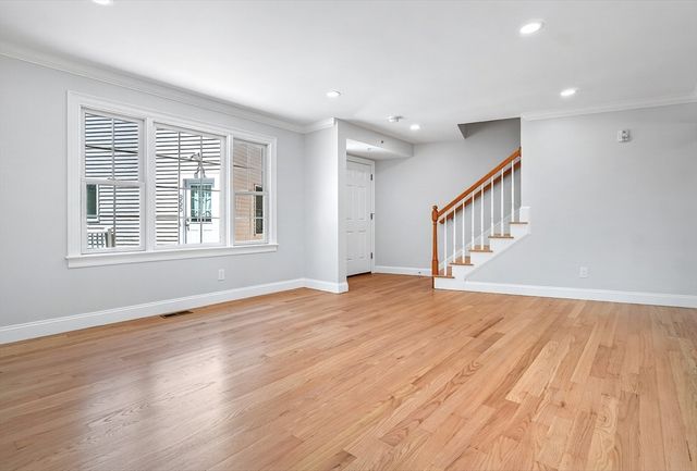 861 Washington Street 2, Canton, MA 02021