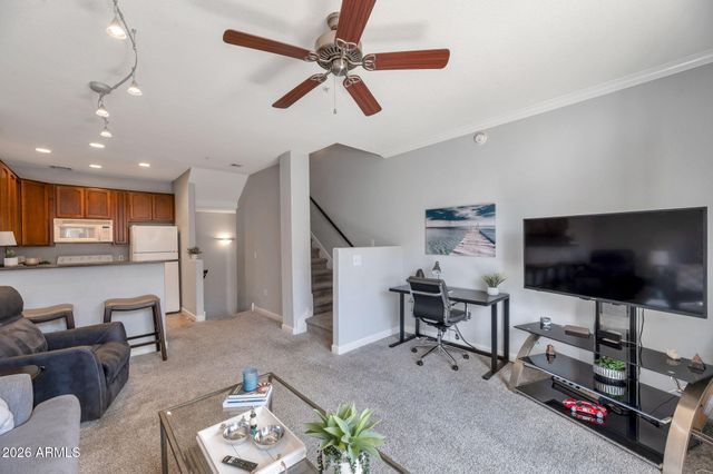 4455 E PARADISE VILLAGE Parkway S 1052, Phoenix, AZ 85032