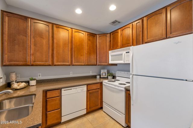 4455 E PARADISE VILLAGE Parkway S 1052, Phoenix, AZ 85032