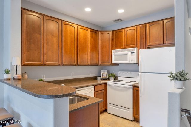 4455 E PARADISE VILLAGE Parkway S 1052, Phoenix, AZ 85032