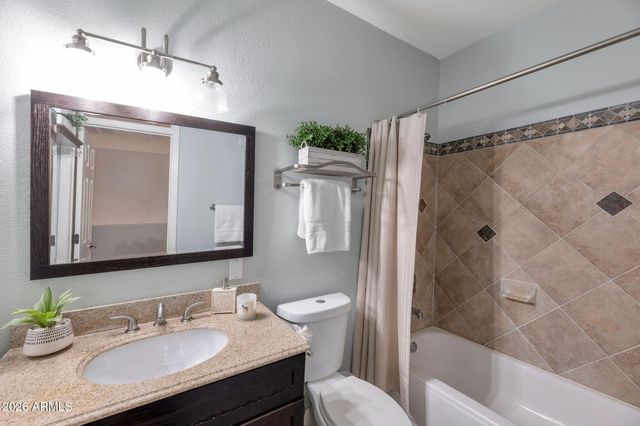 4455 E PARADISE VILLAGE Parkway S 1052, Phoenix, AZ 85032