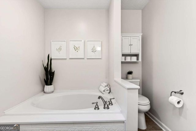16140 Henderson Road, Alpharetta, GA 30004