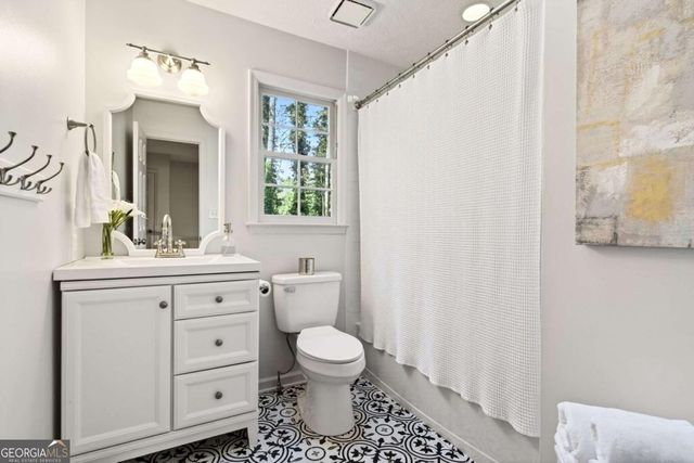 16140 Henderson Road, Alpharetta, GA 30004