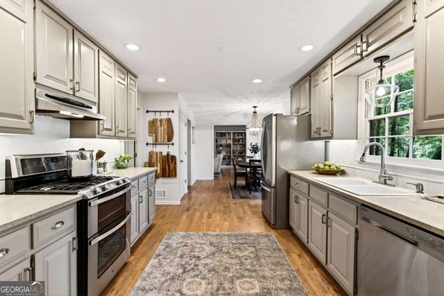 16140 Henderson Road, Alpharetta, GA 30004