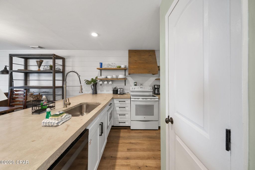 Image 11 of property listing at 520 N Richard Jackson Boulevard 2108, Panama City Beach, FL 32407