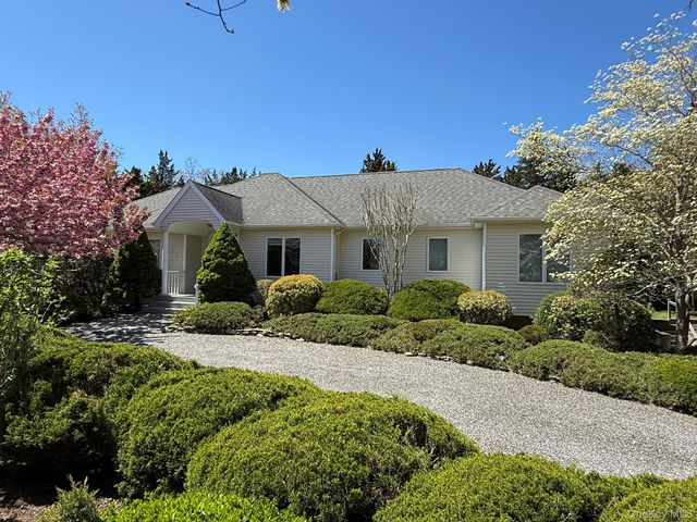 650 The Esplanade, Southold, NY 11971