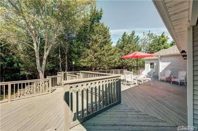 650 The Esplanade, Southold, NY 11971