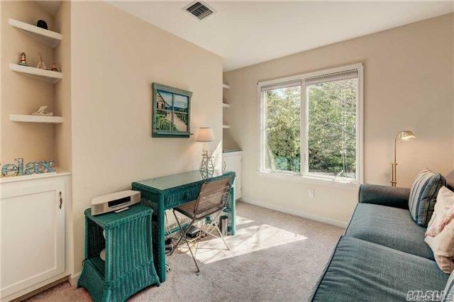 650 The Esplanade, Southold, NY 11971