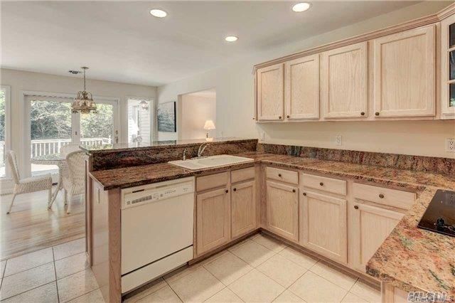 650 The Esplanade, Southold, NY 11971