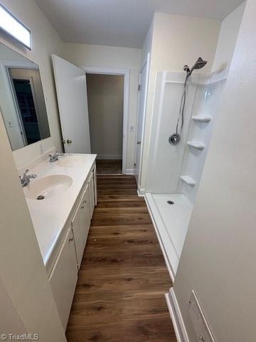 4621 Shattalon Drive, Winston-salem, NC 27106