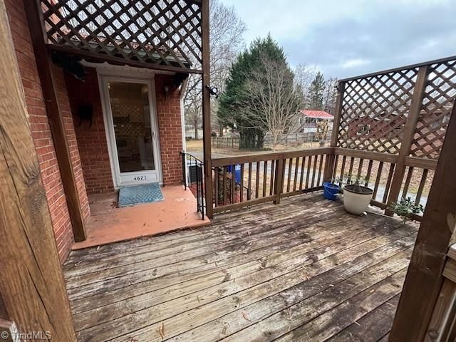 4621 Shattalon Drive, Winston-salem, NC 27106