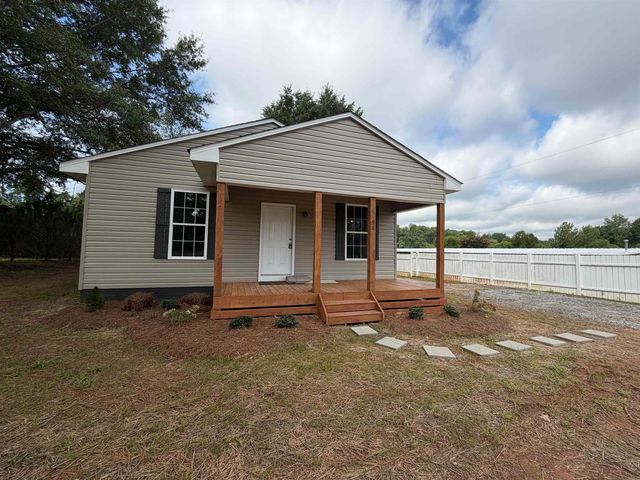 98 Blackstock Road, Inman, SC 29349