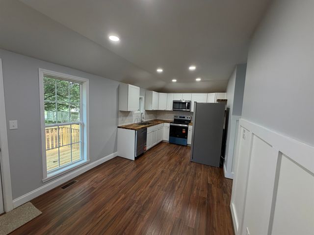 98 Blackstock Road, Inman, SC 29349