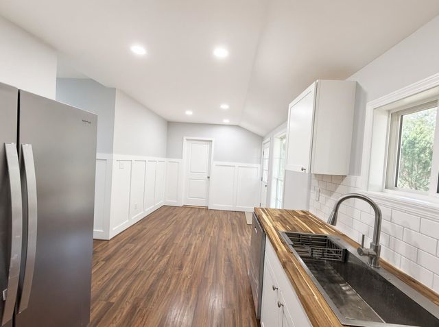 98 Blackstock Road, Inman, SC 29349