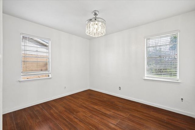 2508 W Rochelle Road, Irving, TX 75062