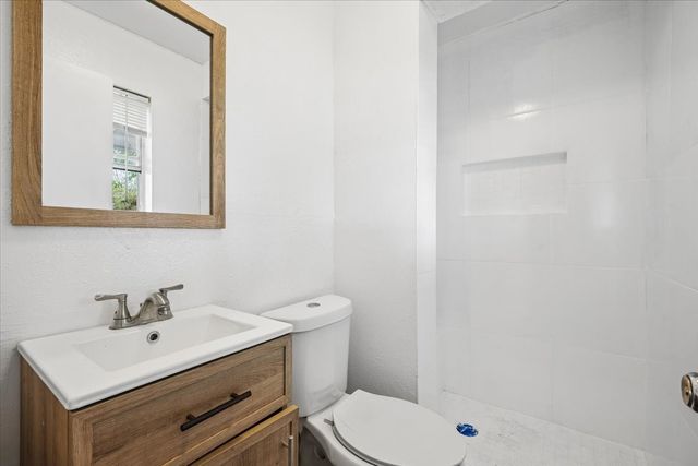 2508 W Rochelle Road, Irving, TX 75062