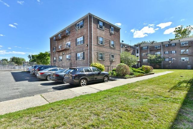 11116 66th Avenue 3B, Forest Hills, NY 11375