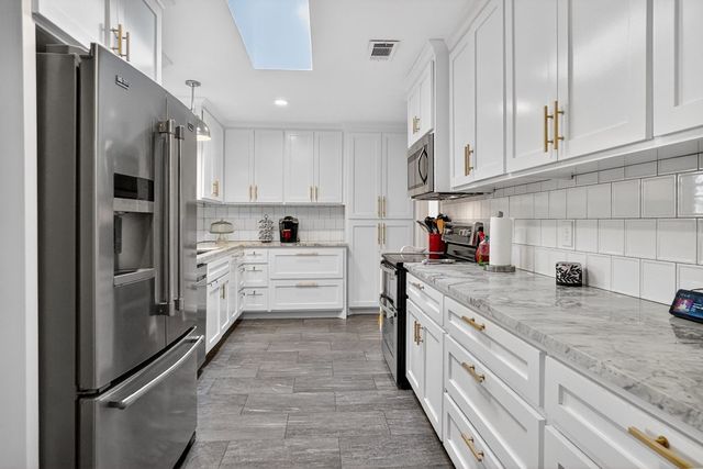 1606 W Louisiana Ave, Midland, TX 79701