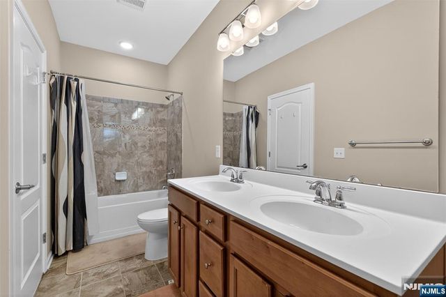 93 Wesmont Drive, Wood Ridge, NJ 07075