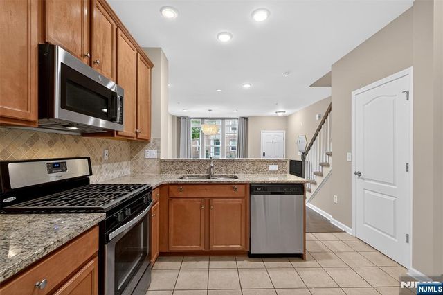 93 Wesmont Drive, Wood Ridge, NJ 07075