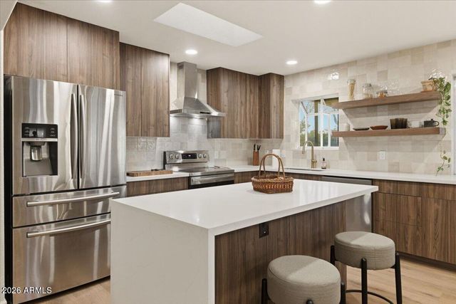 1708 W SUNNYSLOPE Lane, Phoenix, AZ 85021