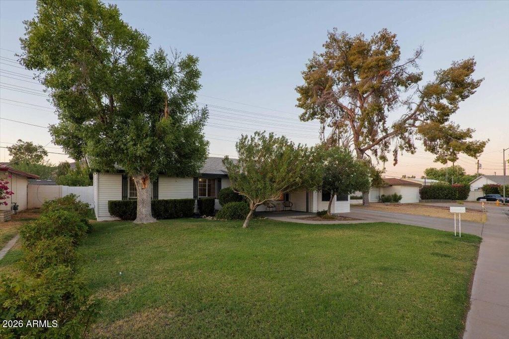 1708 W SUNNYSLOPE Lane, Phoenix, AZ 85021 — photo 3