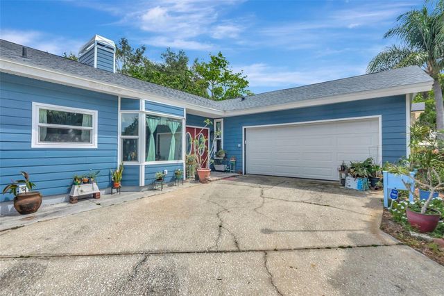 220 NORMANDY CIRCLE W, Palm Harbor, FL 34683