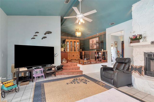 220 NORMANDY CIRCLE W, Palm Harbor, FL 34683