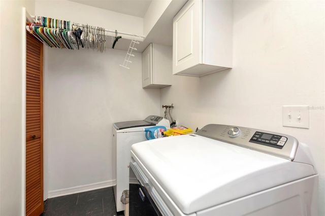 220 NORMANDY CIRCLE W, Palm Harbor, FL 34683