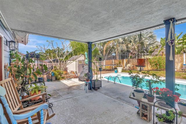 220 NORMANDY CIRCLE W, Palm Harbor, FL 34683