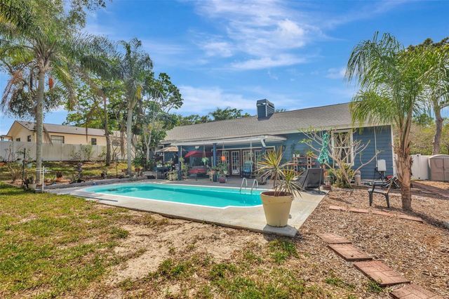 220 NORMANDY CIRCLE W, Palm Harbor, FL 34683