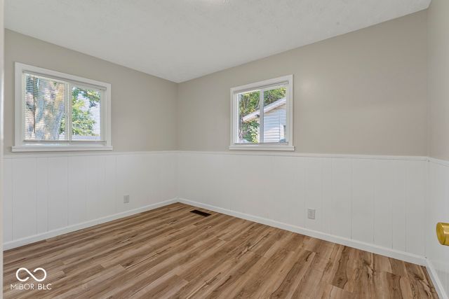 2843 Falcon Drive, Indianapolis, IN 46222