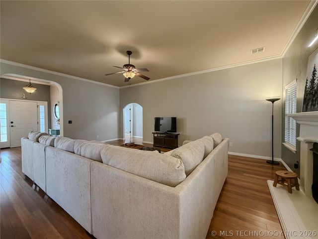 5312 Richmond Drive, Bartlesville, OK 74006