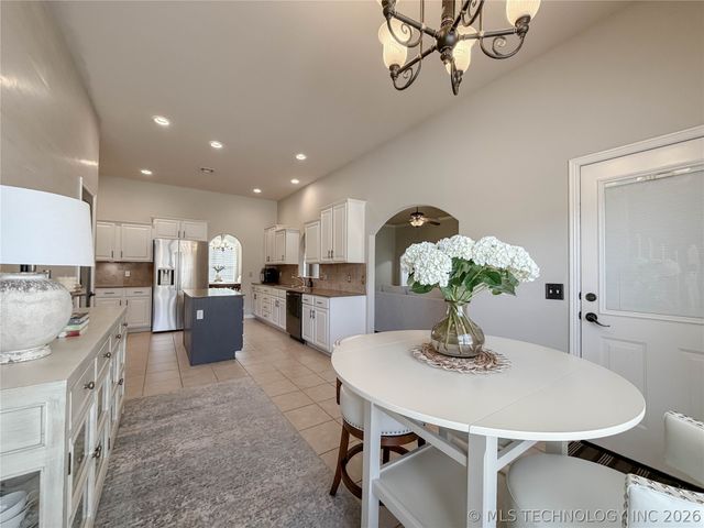 5312 Richmond Drive, Bartlesville, OK 74006