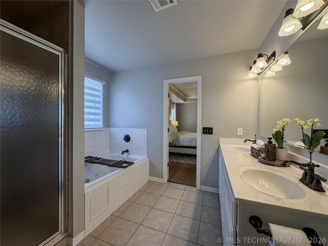 5312 Richmond Drive, Bartlesville, OK 74006