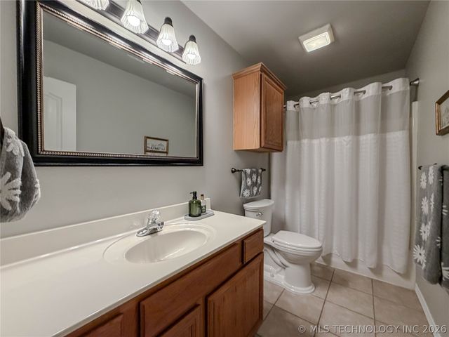 5312 Richmond Drive, Bartlesville, OK 74006