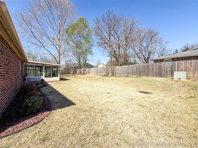 5312 Richmond Drive, Bartlesville, OK 74006