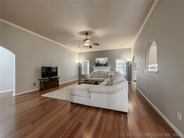 5312 Richmond Drive, Bartlesville, OK 74006