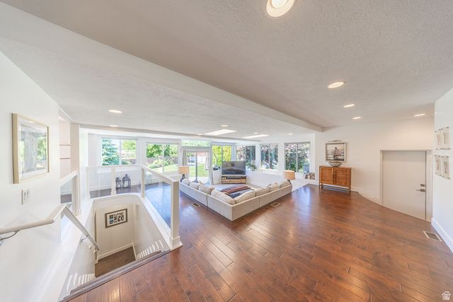 2100 E KAYLAND WAY, Holladay, UT 84117