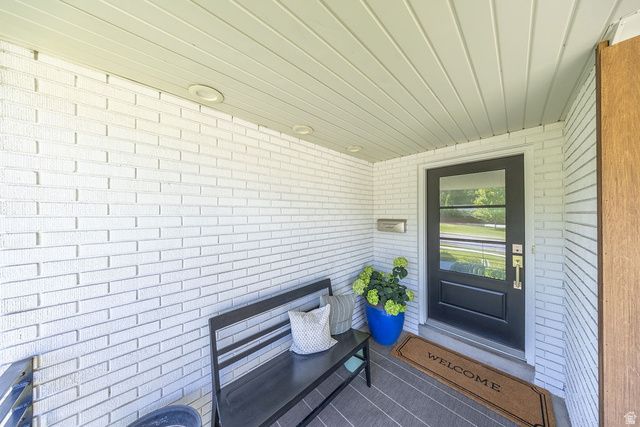 2100 E KAYLAND WAY, Holladay, UT 84117
