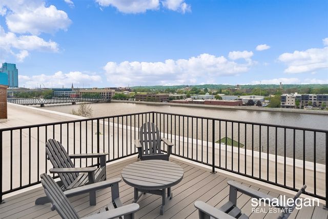 940 Monroe Avenue 444, Grand Rapids, MI 49503