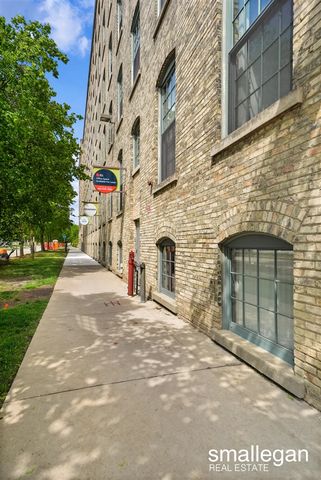 940 Monroe Avenue 444, Grand Rapids, MI 49503