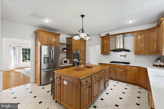 165 ARRETON RD, Princeton, NJ 08540
