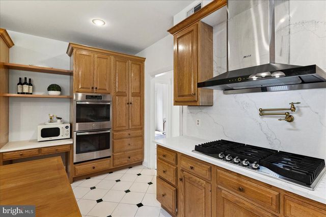 165 ARRETON RD, Princeton, NJ 08540