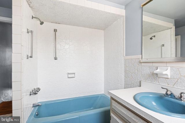 2009 S DARIEN ST, Philadelphia, PA 19148
