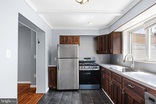 2009 S DARIEN ST, Philadelphia, PA 19148